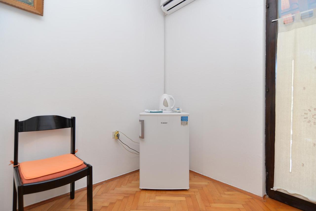 Rooms Veli Vrh 2208 Pula Exterior photo